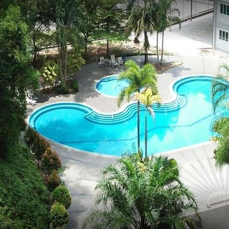 Lumut Valley Condominium Экстерьер фото